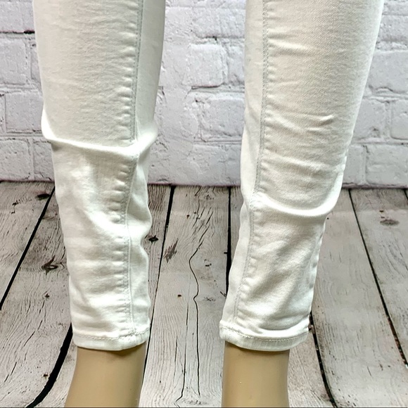 Bullhead High Rise Skinniest Destroyed Jeans 5 - Picture 9 of 16